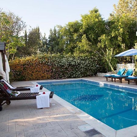 Coral Bay Sunkiss Villa Екстер'єр фото