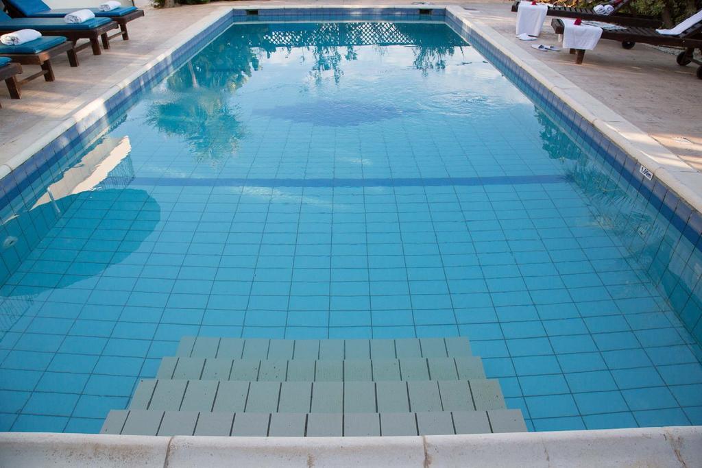Coral Bay Sunkiss Villa Екстер'єр фото