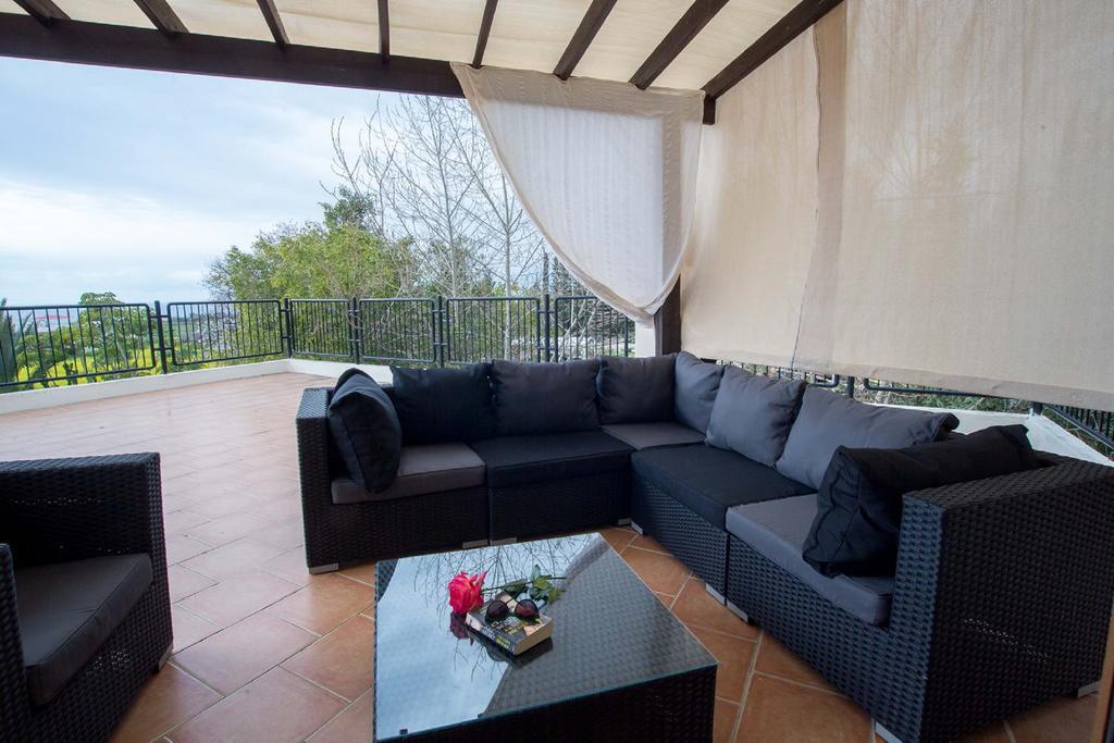 Coral Bay Sunkiss Villa Екстер'єр фото